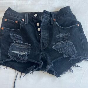 Black Levi’s 501 Shorts- Size 25